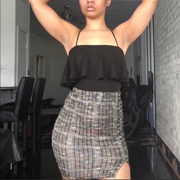 ❌🚫 SOLD OUT 🎥“C̸l̸u̸e̸l̸e̸s̸s̸“̸ Pencil Skirt - Picture 2 of 4